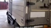 VIDEO: Pria Nyaris Jadi Korban Penipuan saat Membeli Minyak dengan Jumlah Banyak