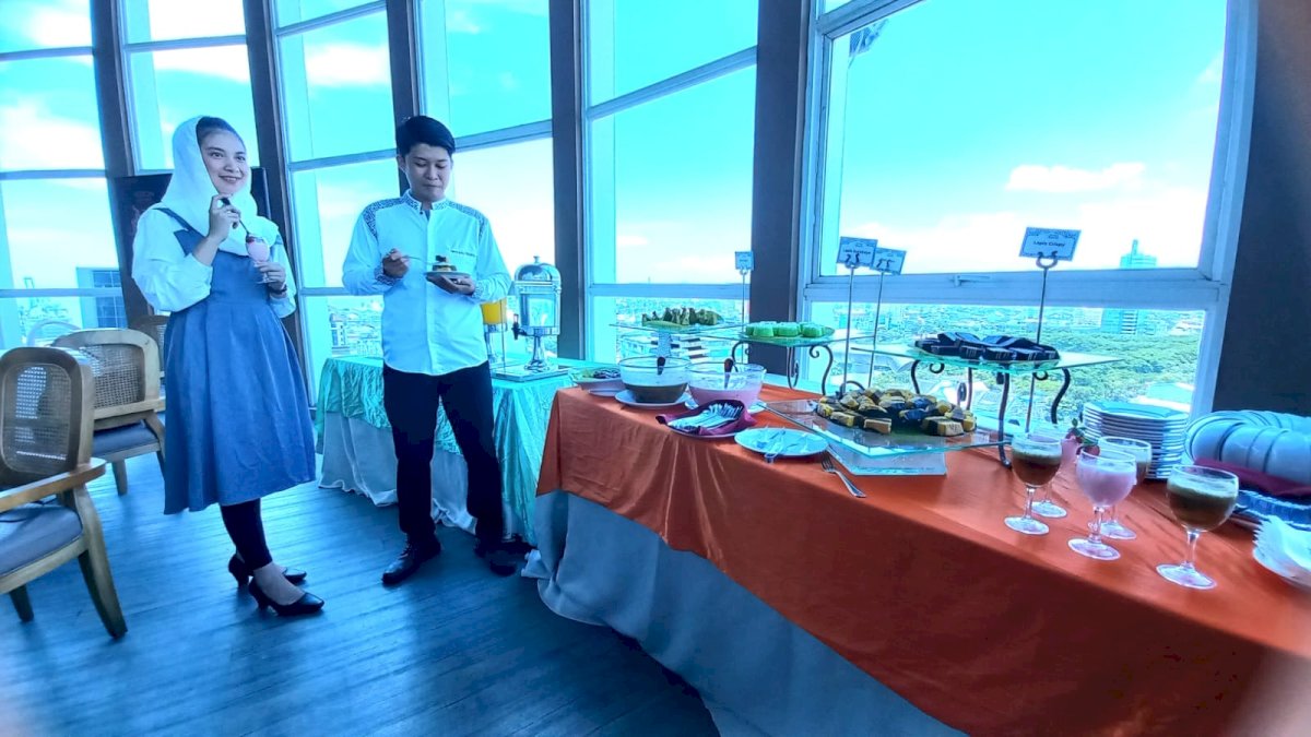 Buka Puasa Rame-Rame di ON20 ASTON Makassar, Beli 10 Gratis Satu Paket