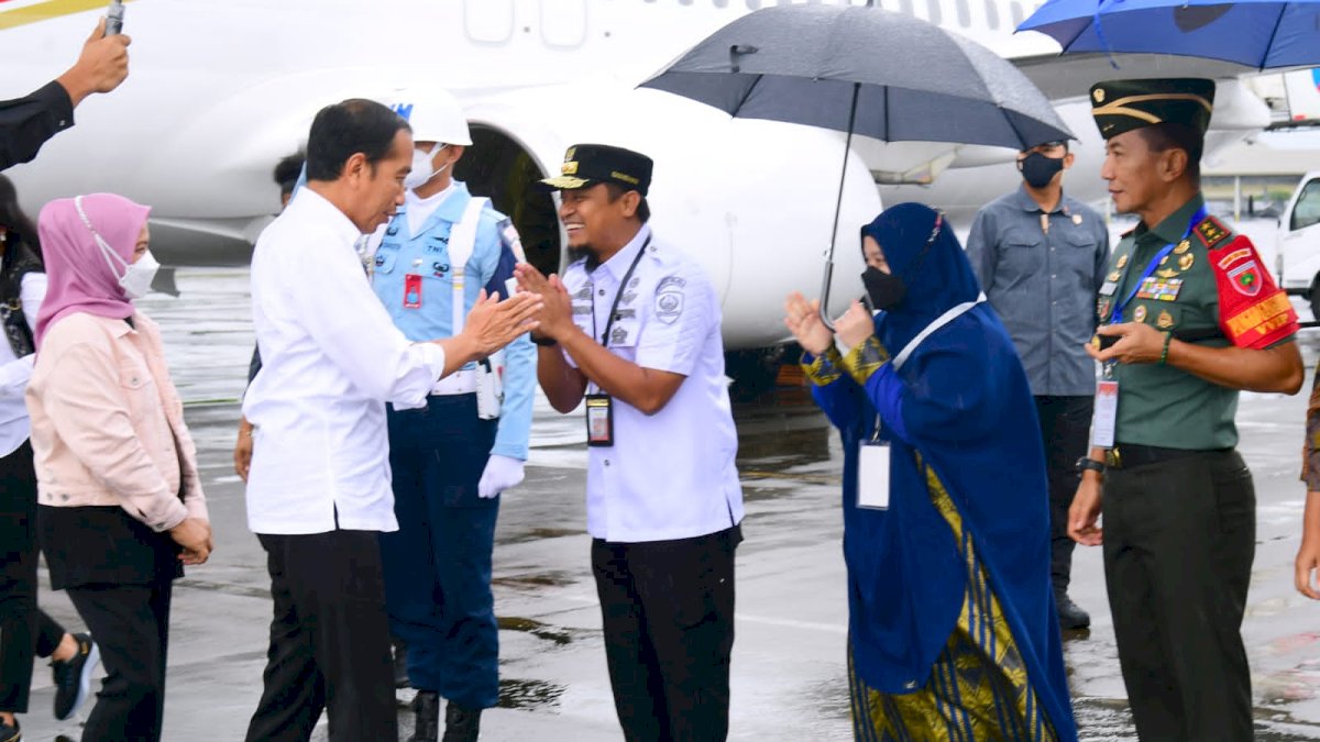 Gubernur Andi Sudirman Sambut Kunjungan Presiden Jokowi dan Ibu Negara