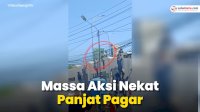 VIDEO: Geruduk Kantor Kejaksaan Tinggi Sulsel, Massa Aksi Nekat Panjat Pagar