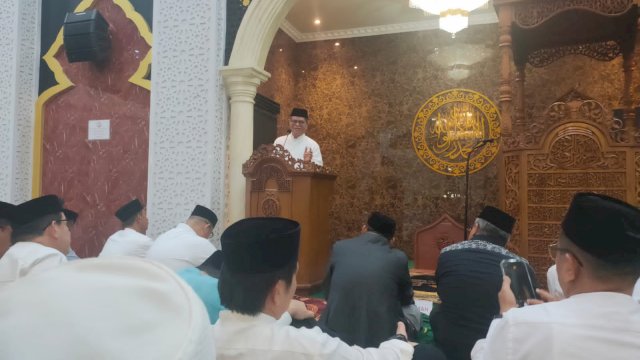 istimewa