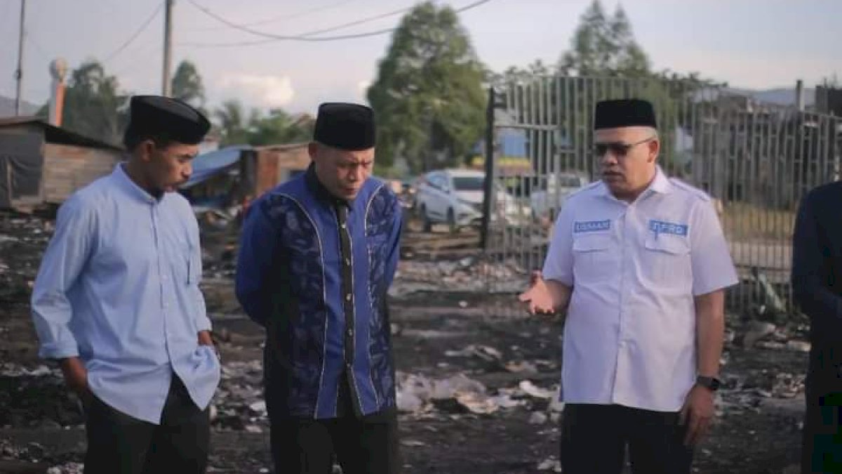 Usman Sadik Tekankan Pentingnya Armada Pemadam Kebakaran di Pasar Mahalona Pasca Insiden Kebakaran