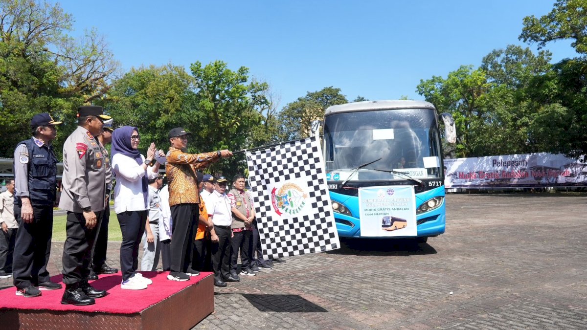 Gubernur Sulsel Pulangkan Ratusan Warga Lewat Program Mudik Gratis