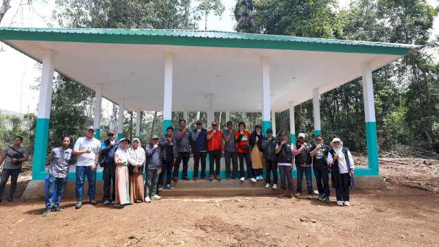 PT Vale serahkan gedung aula ke Pemda sebagai bentuk pengembangan wisata Laa Waa River Park (dokumen: istimewa)