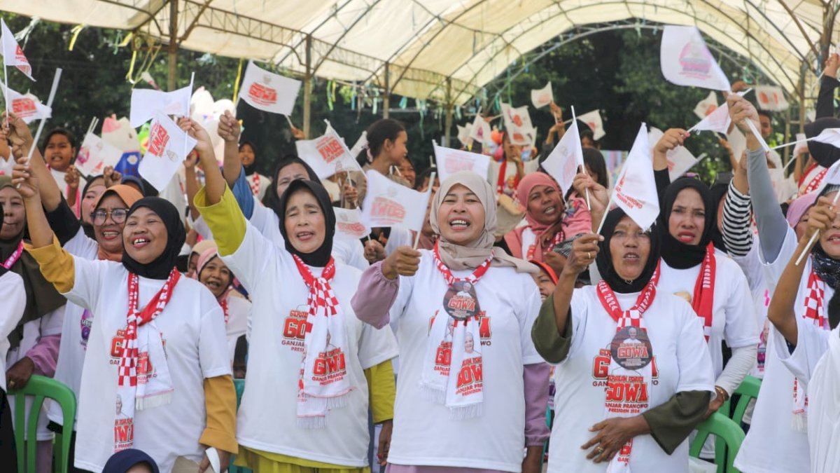 Relawan Ganjar Gelar Penyuluhan dan Bagikan Bibit Jagung ke Seribu Petani Gowa