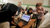 PMN Sulsel Gelar Pelatihan Desain Grafis dan Salurkan Bantuan Alat Pendidikan Olahraga