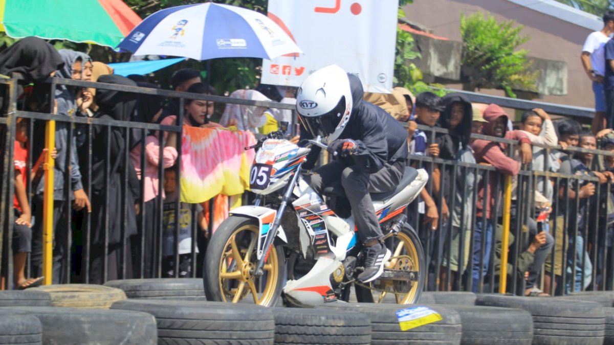 Asmo Sulsel Pererat Relasi dengan Komunitas Drag Bike dengan Mendukung Event Kejurda Seri II