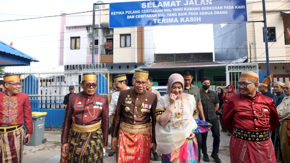 Hadiri Upacara Hardiknas, Wakil Wali Kota Makassar Harap Pendidikan Mencetak Generasi Cerdas