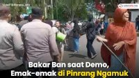 VIDEO: Bakar Ban saat Demo, Emak-emak di Pinrang Ngamuk Siram Air ke Massa Aksi
