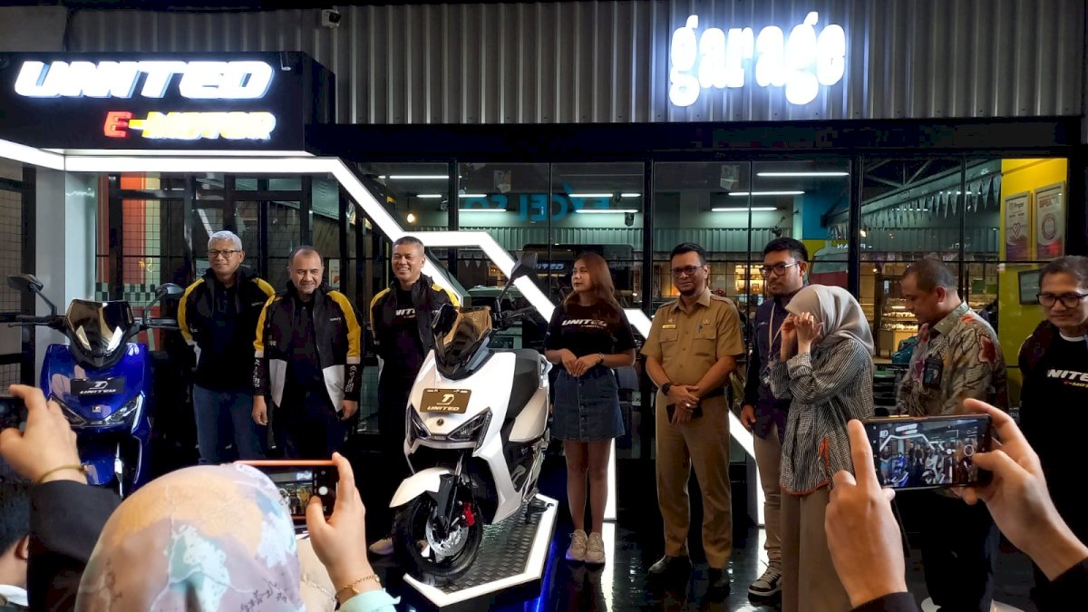 Kalla Kars Luncurkan United E-Motor di MaRI, Perkenalkan Motor Listrik Buatan Anak Bangsa