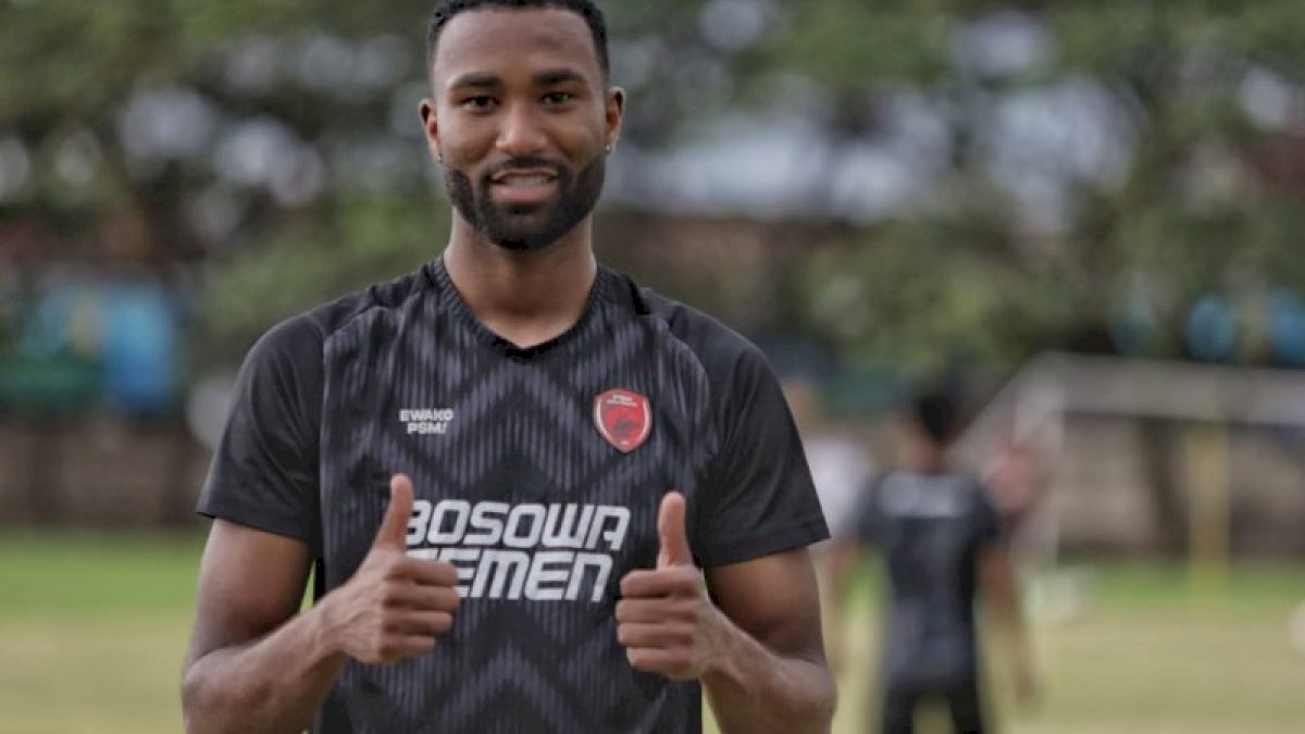 Yuran Fernandes Perpanjang Kontrak Hingga 3 Tahun