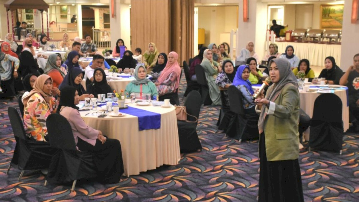 Fatma Wahyudin Ajak Warga Manfaatkan Perda Bantuan Hukum