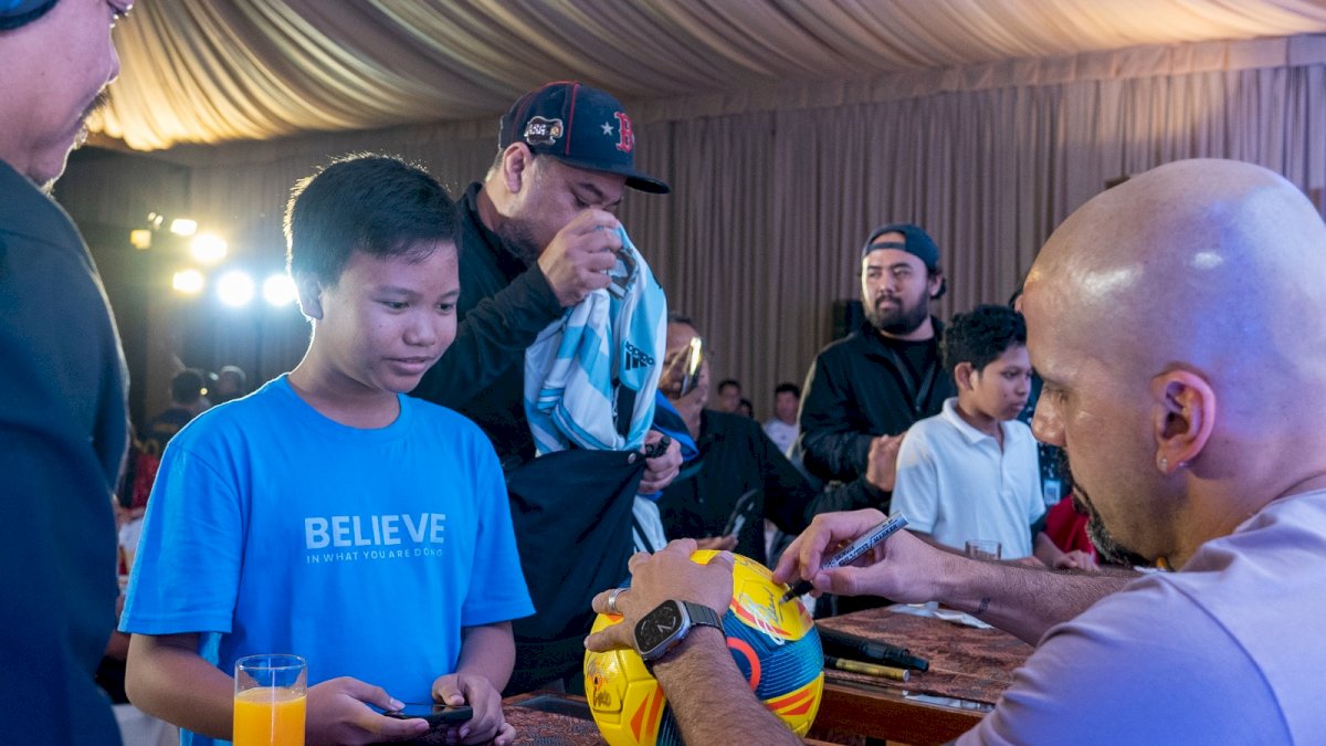 Beruntung! 50 Nasabah BRI Dapat Kesempatan Intimate Dinner Dengan Legenda Sepak Bola Dunia