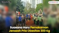 VIDEO: Suasana Haru Pemakaman Jenazah Pria Obesitas 300 Kg, Damkar dan Basarnas Dilibatkan