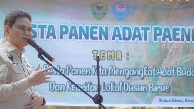 Bupati Barru hadiri Pesta Panen Adat Paenge (Foto: Istimewa). 