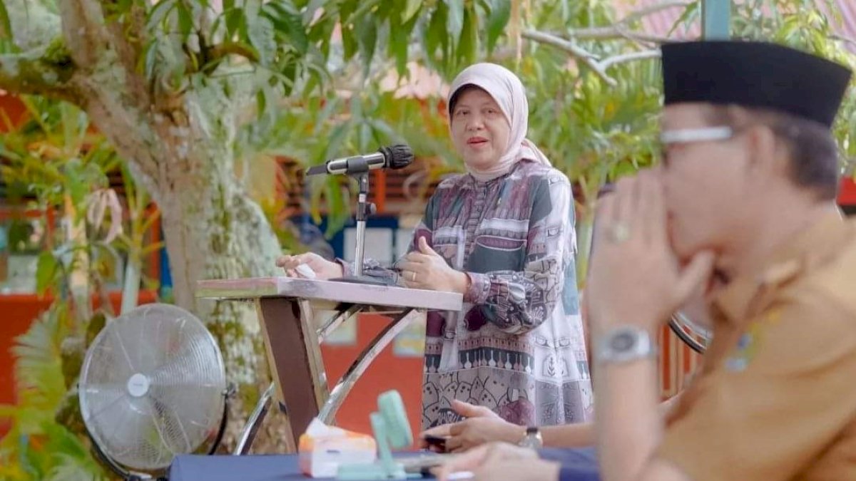 Intens Temui Warga Barru, Hasnah Syam Paparkan Tugas Pokok sebagai Anggota DPR RI