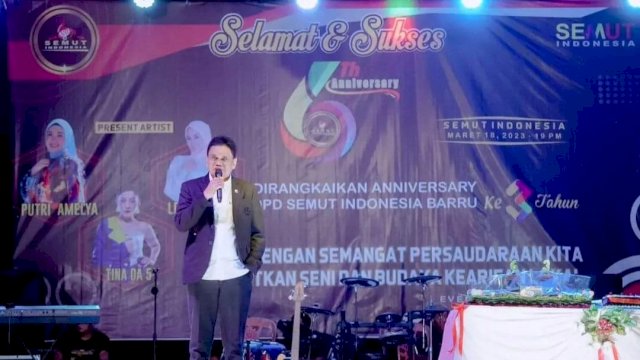 Suardi Saleh yang hadir dalam anniversary Semut Barru (Foto: Istimewa).