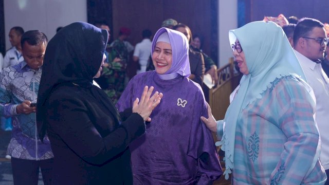 Ketua TP PKK Kota Makassar Indira Jusuf Ismail hadiri gala dinner MNEK 2023 (Foto: Istimewa).