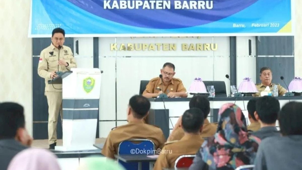 Bupati Barru Harap RPJM Desa Bisa Selesai Tiga Bulan Usai Pelantikan Kepala Desa