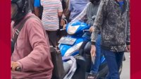 VIDEO: Tragis, Pengendara Motor Meninggal di Tempat Akibat Tabrakan dengan Truk Kontainer