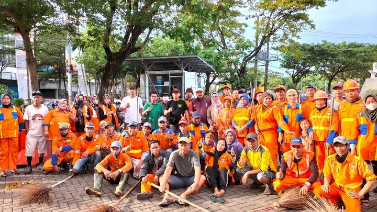 Camat Mariso Pimpin Upaya Penyisiran Kebersihan untuk Multilateral Naval Exercise KOMODO