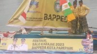 Perahu Hias Bappeda Parepare Bercorak Kearifan Lokal Meriahkan Festival Salo Karajae
