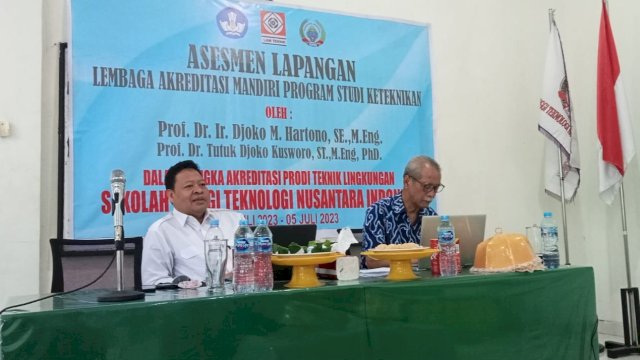 Asesmen lapangan Prodi Teknik Lingkungan STT Nusantara Indonesia (Foto: Istimewa)