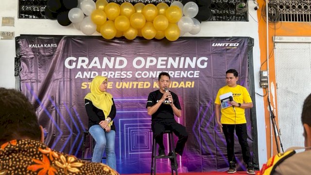 Konferensi pers dan pembukaan store United E-Motor di Kendari (Foto: Istimewa)