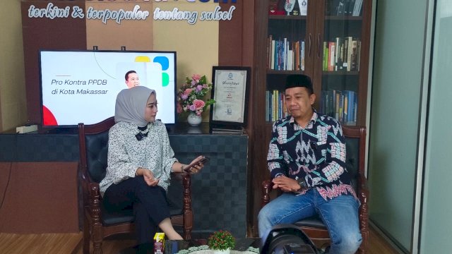 Wakil Ketua Komisi D DPRD Makassar Kasrudi saat menjadi narasumber di podcast Sulselsatu.com. Foto/sulselsatu