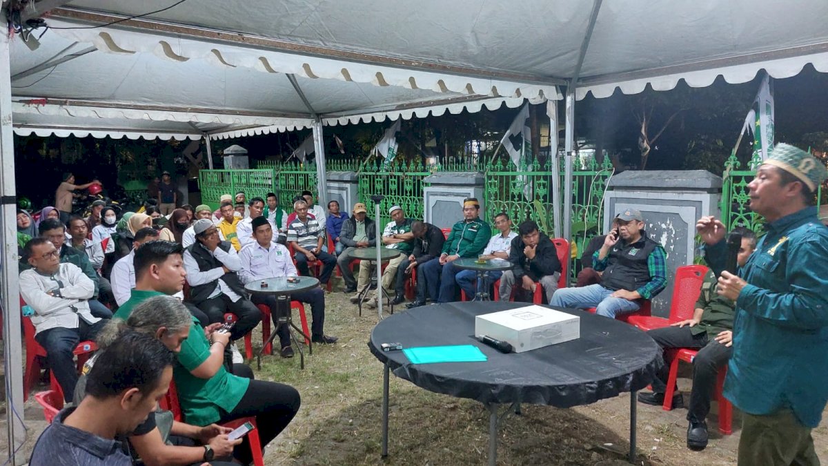 PKB Makassar Peringati Harlah ke-25 Dengan Berbagi Bantuan