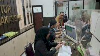 Hindari Pungli, Plt Camat Makassar Pantau Langsung Pelayanan Agar Berjalan Maksimal
