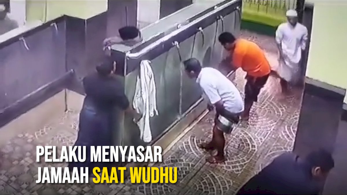 VIDEO: Aksi Pencurian di Masjid Agung Pasuruan, Pelaku Menyasar Jamaah Saat Wudhu
