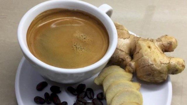 Jahe menjadi salah satu bahan yang dapat ditambahkan ke dalam kopi agar bisa meningkatkan kandungan antioksidan (Foto: Istimewa).