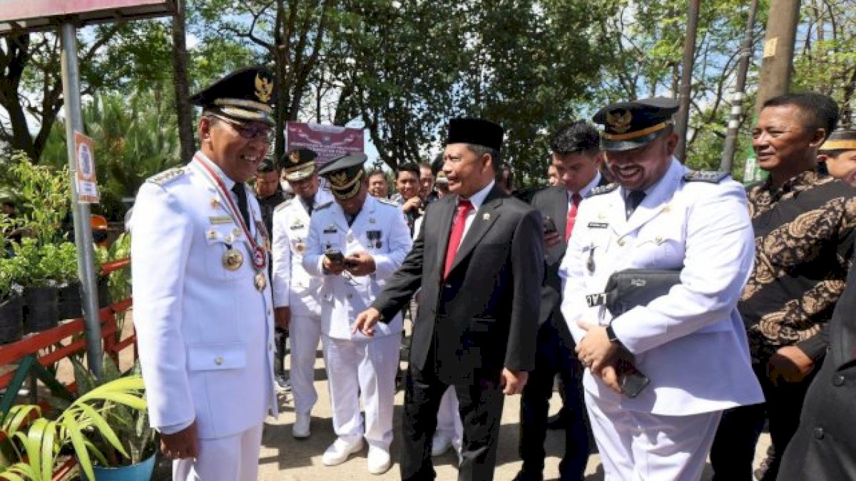 Mendagri dan Kepala Daerah Panen Cabai Hingga Ngopi Bareng di Longwis Sydney Panakukang