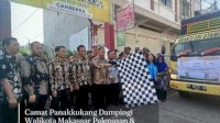 Camat Panakkukang Dampingi Walikota Makassar Lepas dan Serahkan Bantuan Pangan Beras Oleh Perum Bulog