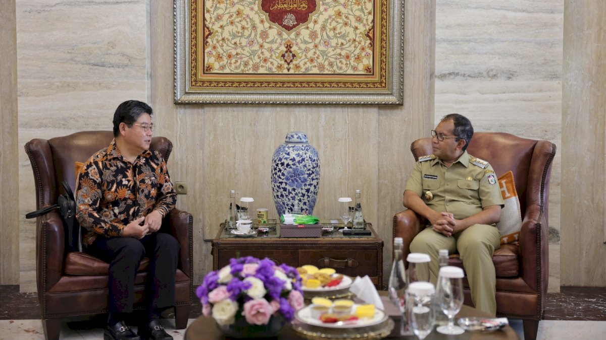 Danny Pomanto Tandatangani MoU Layanan Publik Perbankan dengan Bank Mandiri