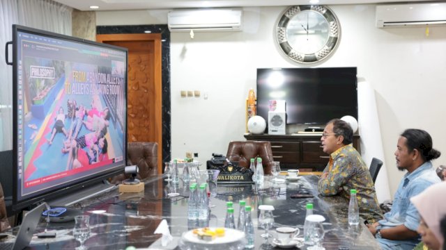 Danny Pomanto di penjurian Indonesia Awards Inews TV secara virtual di kediaman wali kota Jalan Amirullah (Foto: Istimewa)