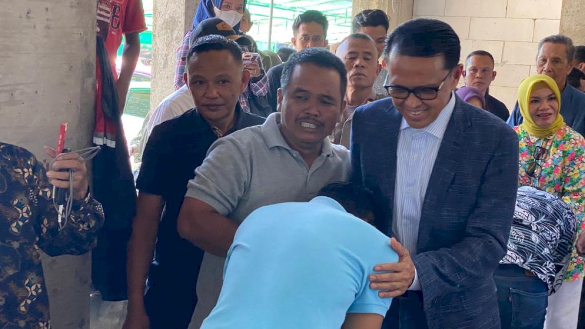 Tingginya Antusiasme Warga Sambut Nurdin Abdullah di Makassar