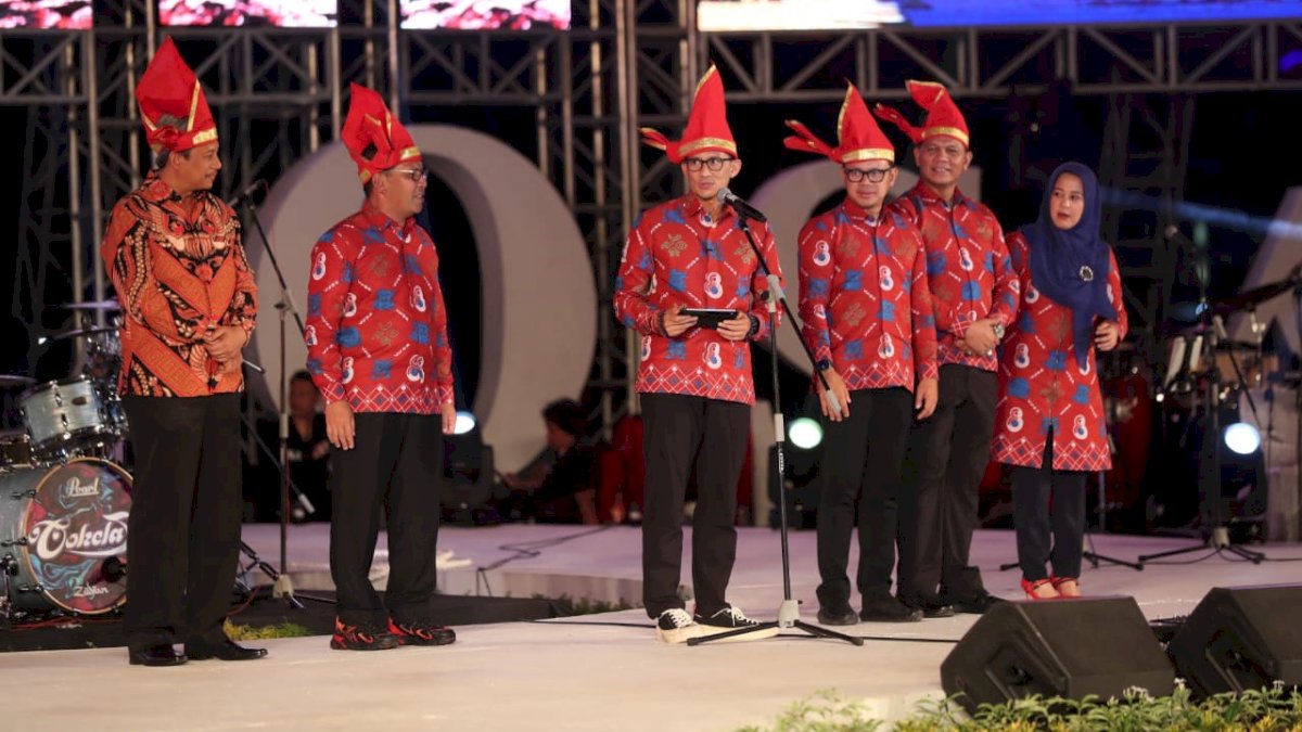 Menparekraf Sandiaga Uno Sebut F8 Makassar Festival Kota Tepi Laut Terbaik di Dunia
