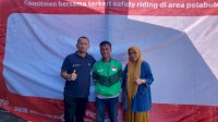 Pelindo Edukasi Keselamatan Berkendara dan Servis Motor Ojek Online Gratis di Makassar
