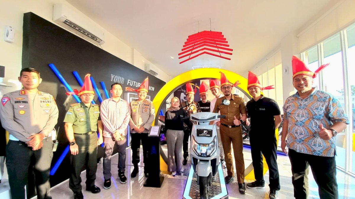 United E-Motor Buka Store di CPI Makassar, Perkenalkan Unit Terbaru MX 1200