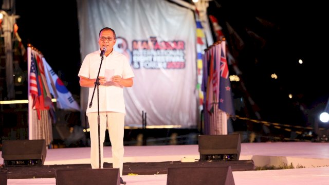 Wali Kota Makassar Danny Pomanto saat penutupan F8 Makassar (Foto: Istimewa)