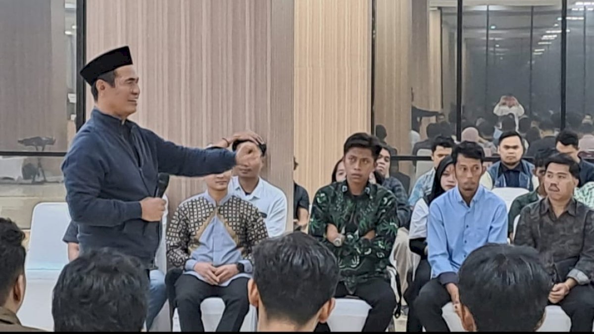Dukung Bachtiar Sebagai Pj Gubernur Sulsel, Amran Sulaiman Bicara Ciri Pemimpin Kuat