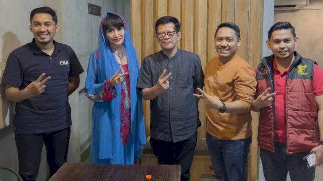 Pengurus DPP Gerindra Misrayanti bertemu dengan Irman Yasin Limpo alias None. Ist