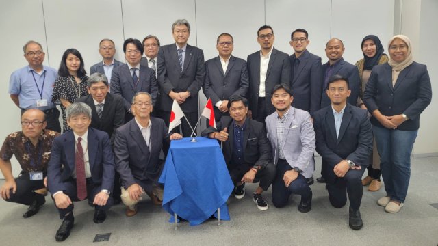 Wali Kota Makassar Moh Ramdhan Pomanto memenuhi undangan CEO Oriental Consultant Global (OCG) Mr. Eiji Yonezawa dalam pertemuan Business Meeting di Jepang. Foto: Istimewa