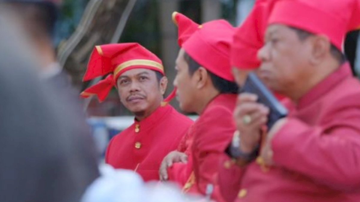 Kepala Bapenda Makassar Hadiri Pengibaran Merah Putih di Peringatan Kemerdekaan ke 78