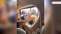 VIDEO: Tiba di Makassar, Warga Antusias ingin Berjabat Tangan dengan Anies Baswedan