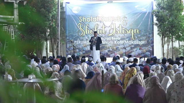 Perumda Air Minum Kota Makassar gelar salat Istisqa bentuk ikhtiar meminta hujan. Foto: Istimewa