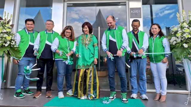 Peresmian relokasi kantor baru Manulife Indonesia di CPI Makassar. Foto: Sri Wahyu Diastuti/Sulselsatu.com