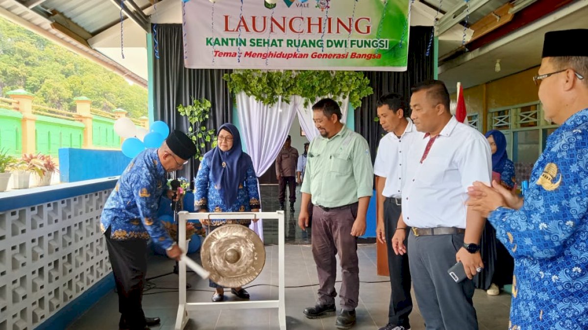 Sinergi PT Vale dan Keswadayaan Orang Tua siswa Hadirkan Kantin Sehat SDN 256 Dongi